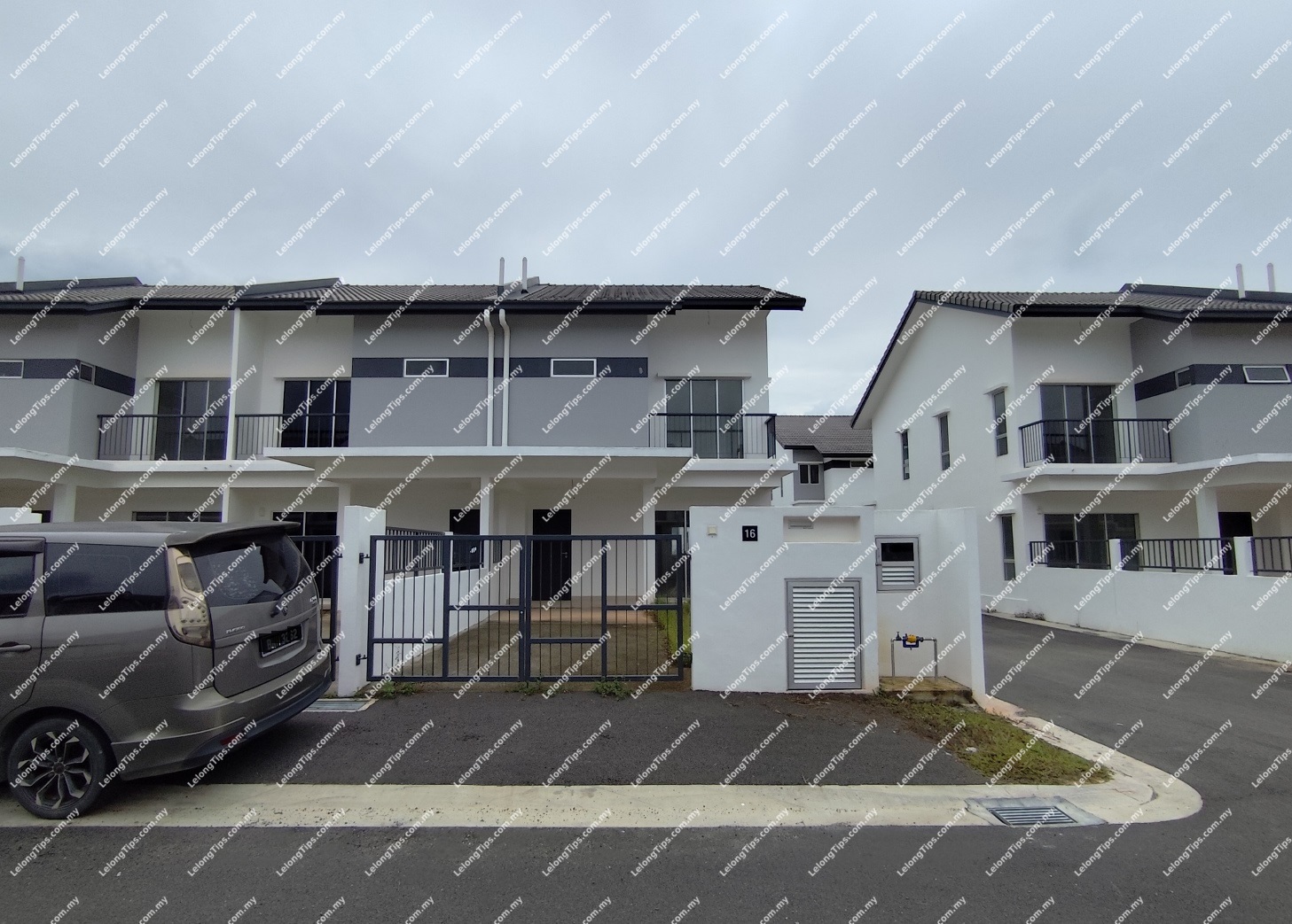 2 Storey Terrace House