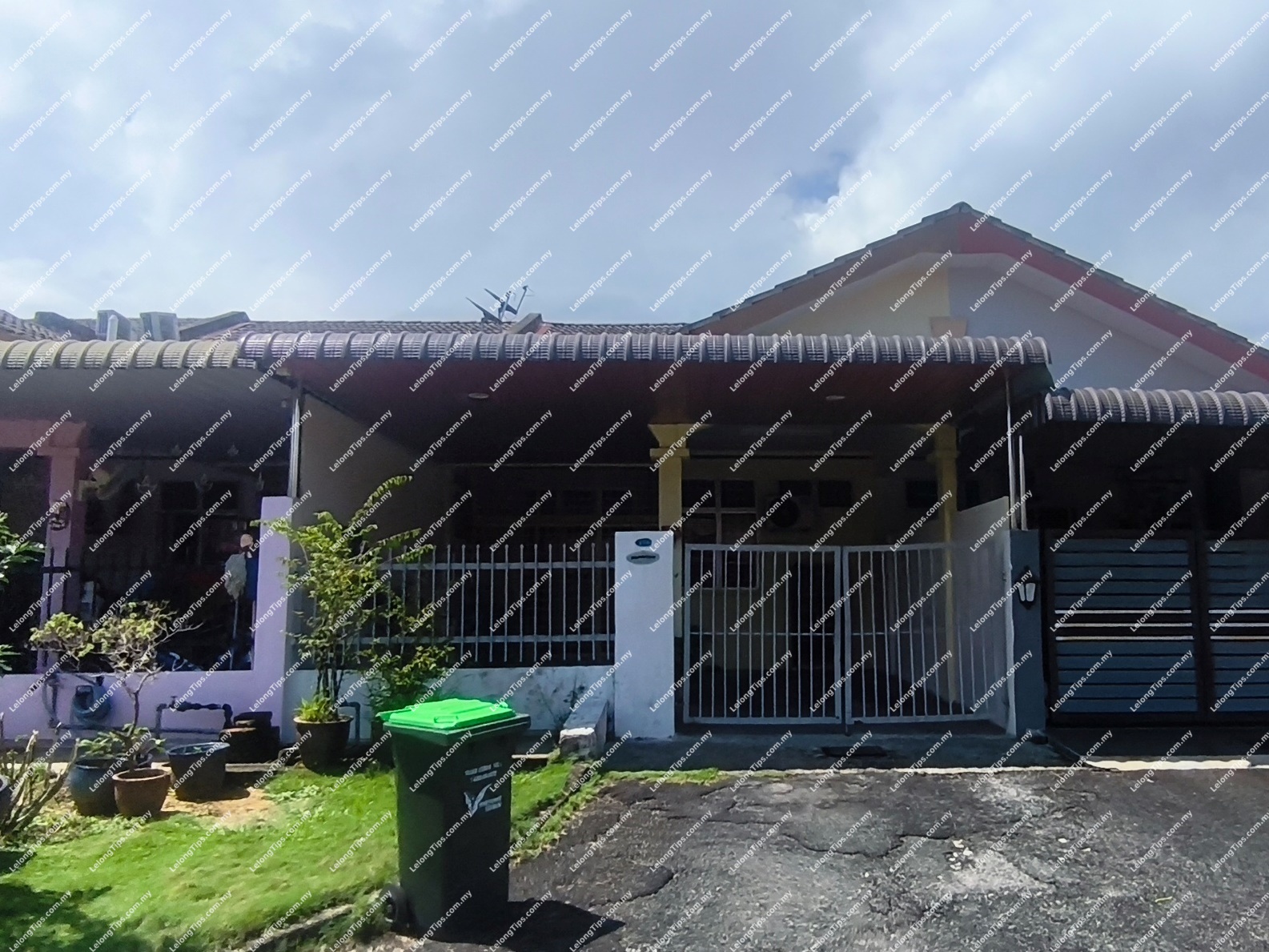 1 Storey Terrace House