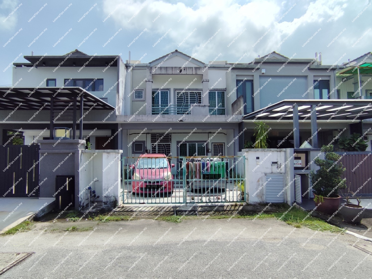 2 Storey Terrace House