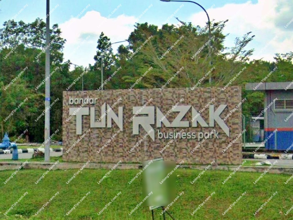 Retail Lot