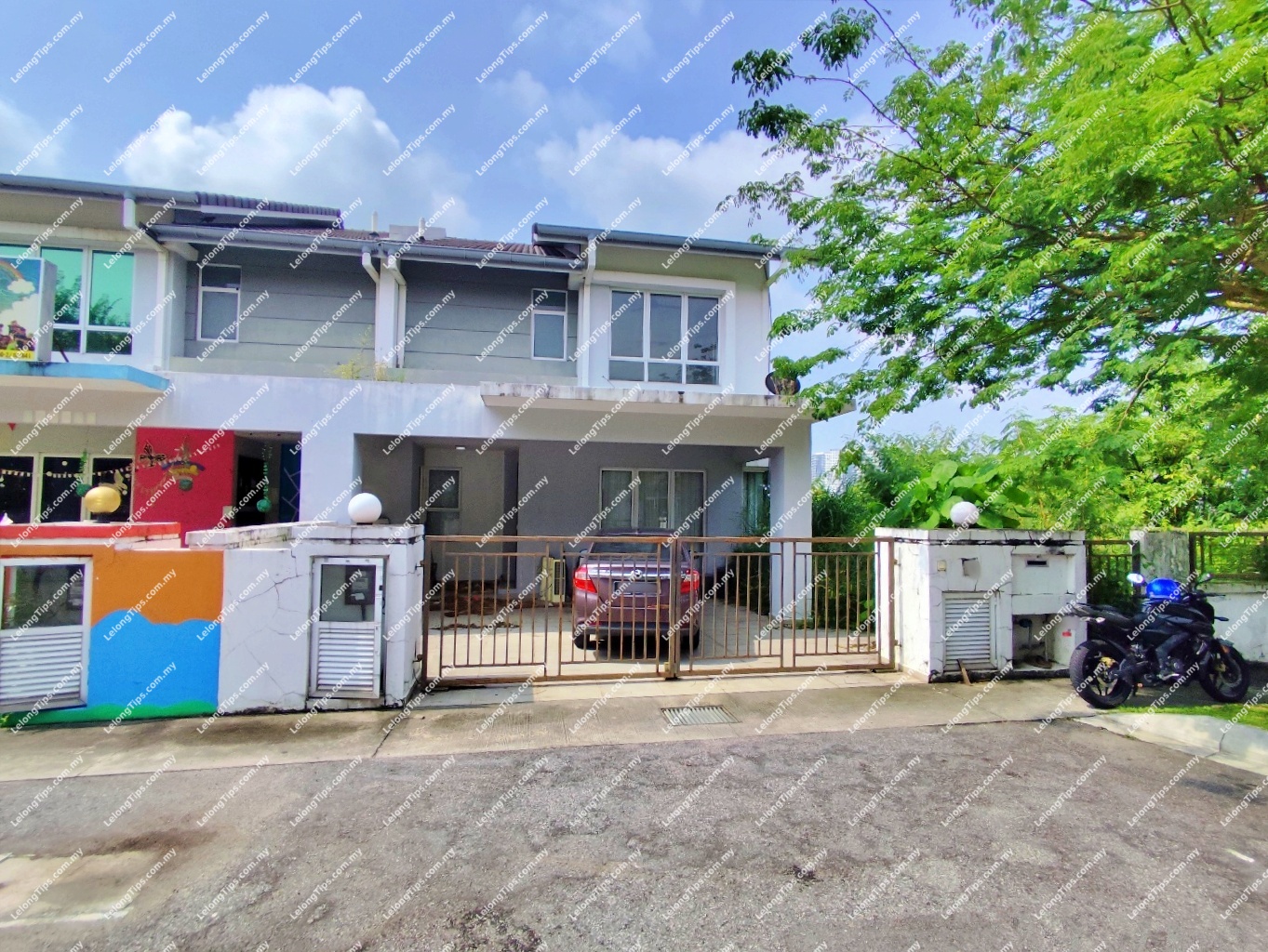 2.5 Storey Semi Detached House
