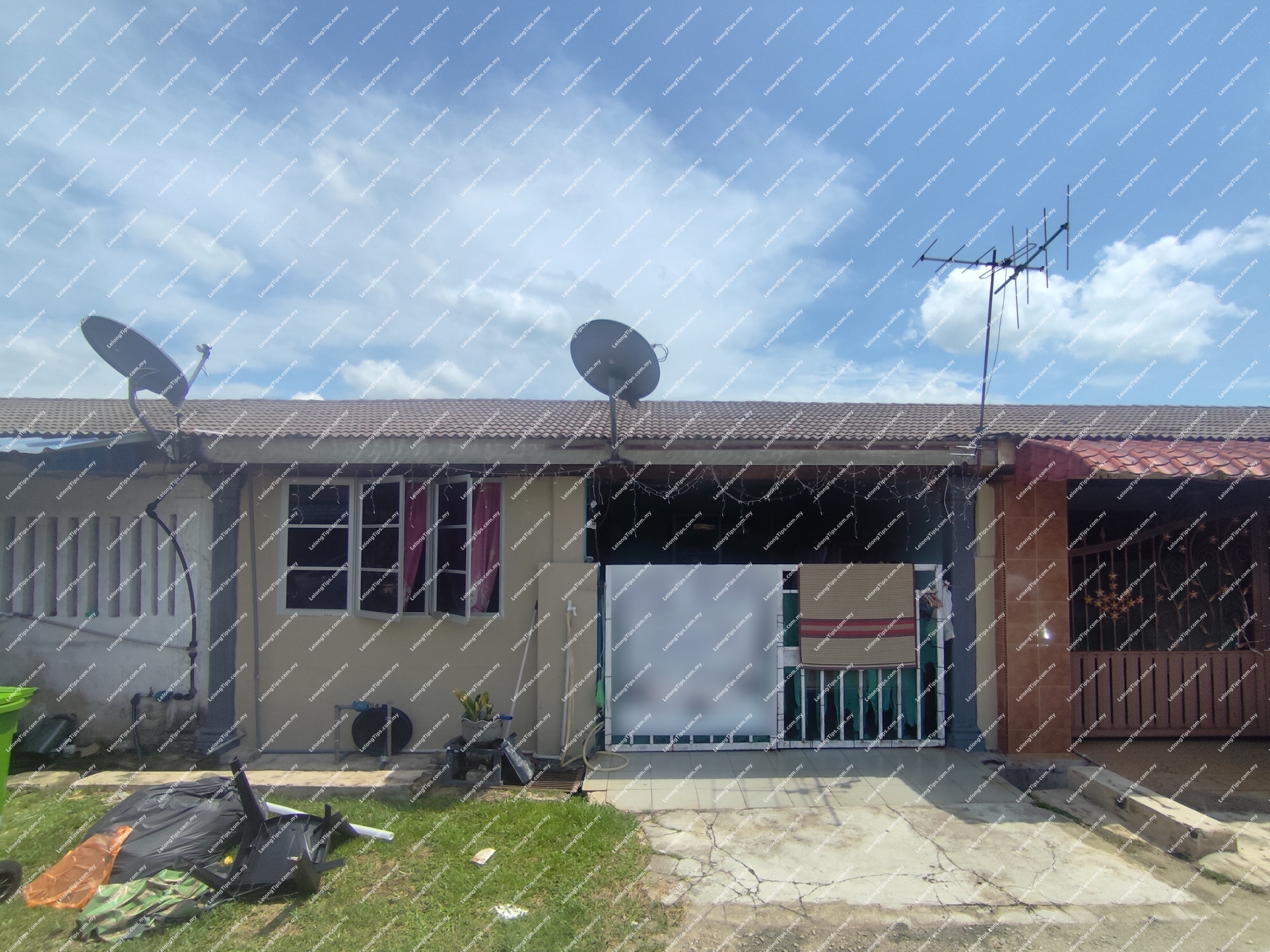 1 Storey Terrace House