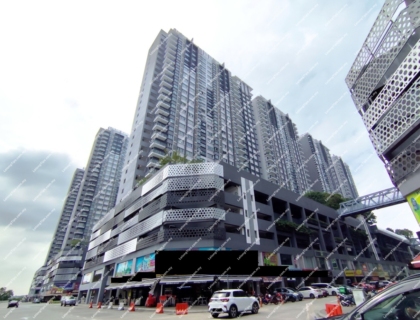 Service Apartment