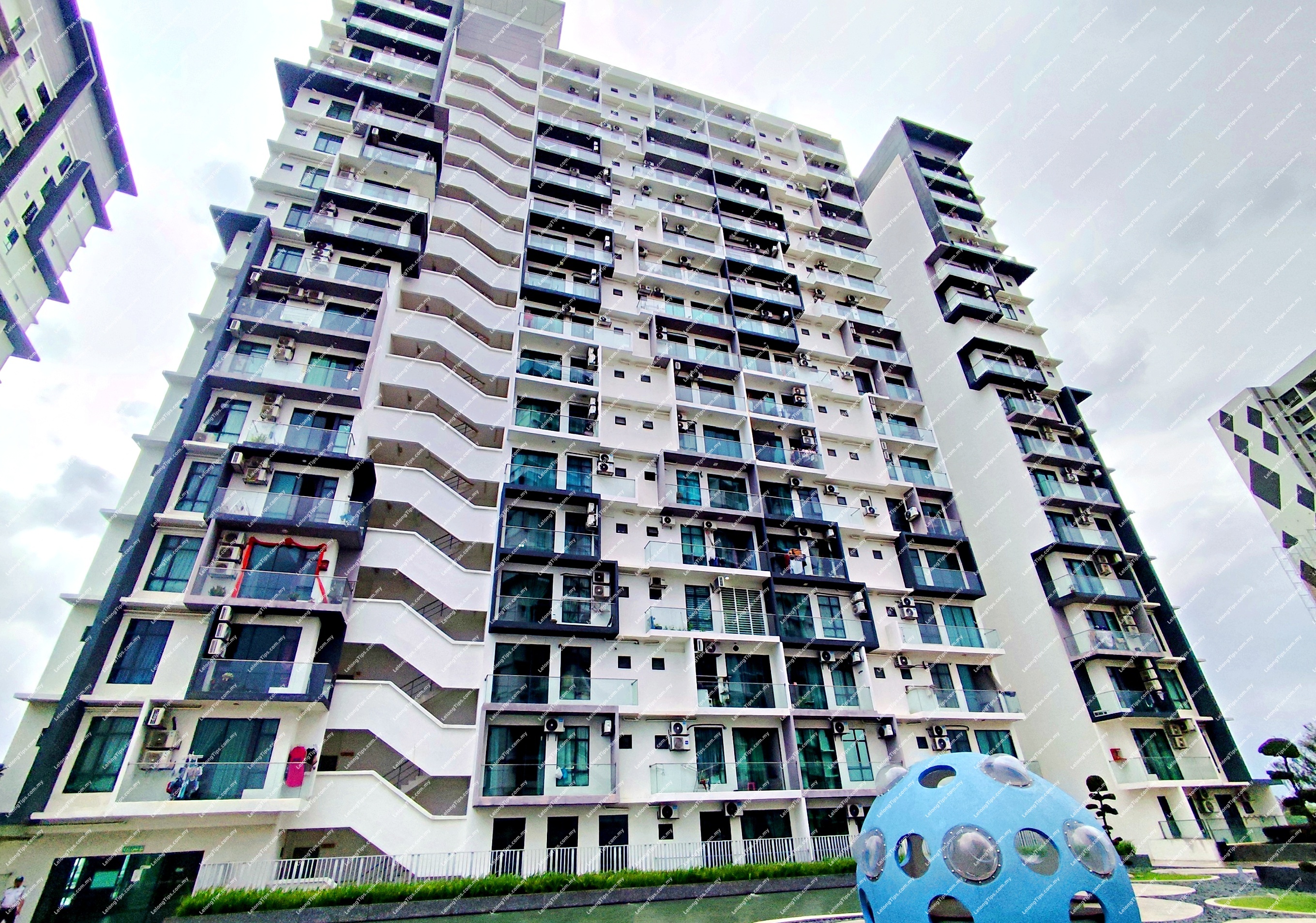 Service Apartment