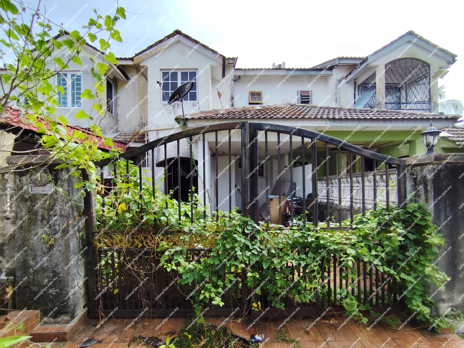 2 Storey Terrace House