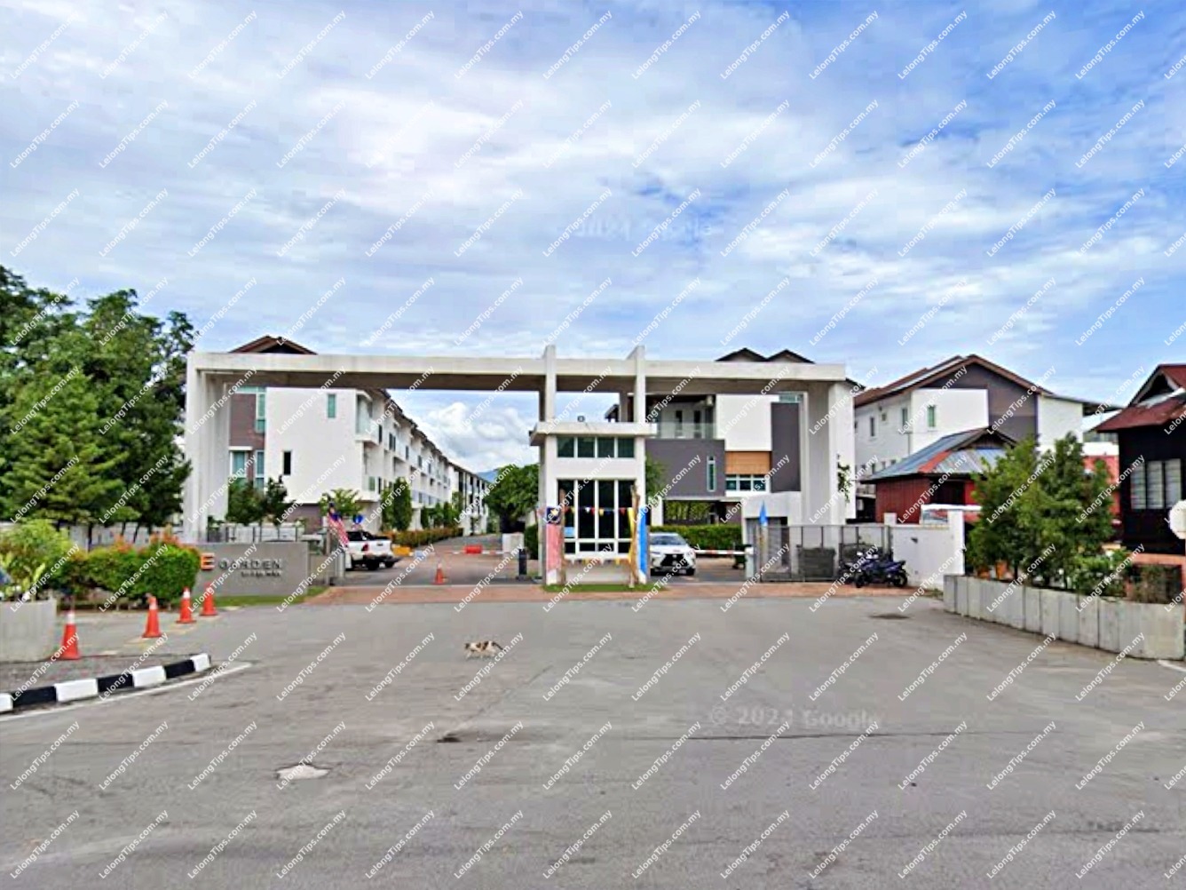 3 Storey Terrace House