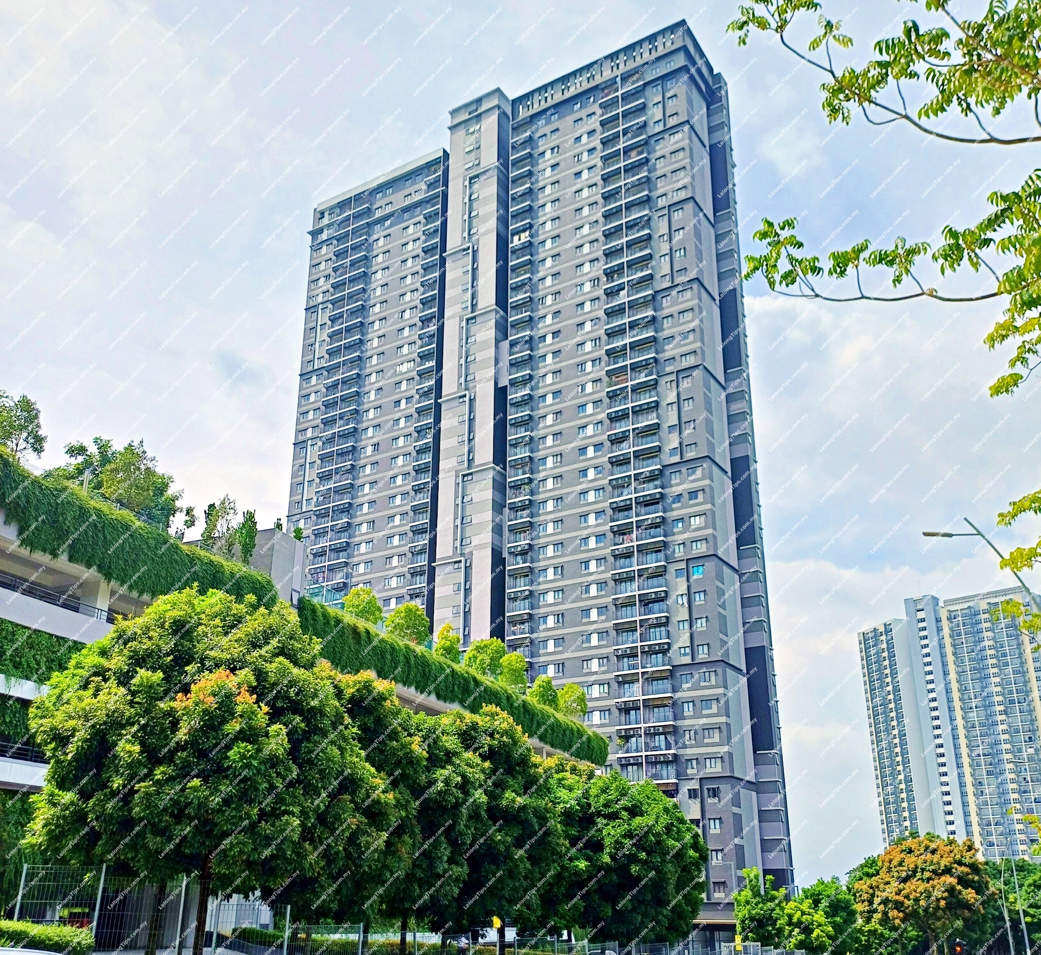 Service Apartment