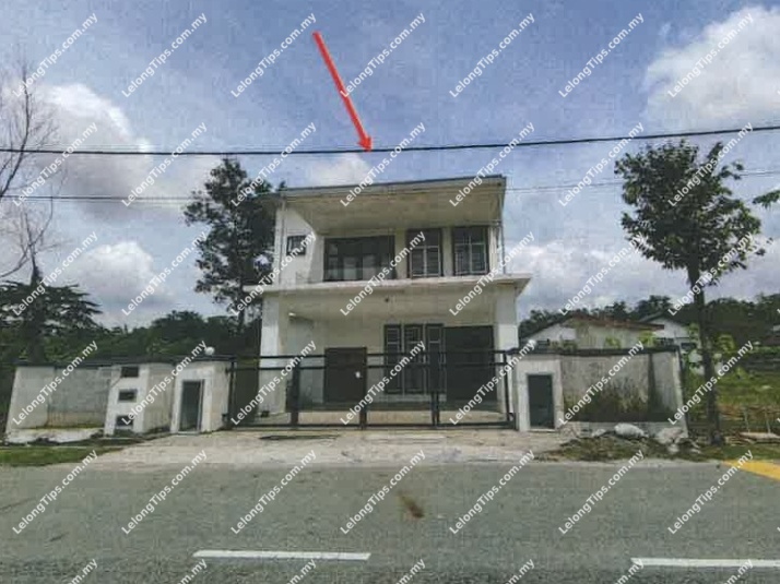 2 Storey Bungalow