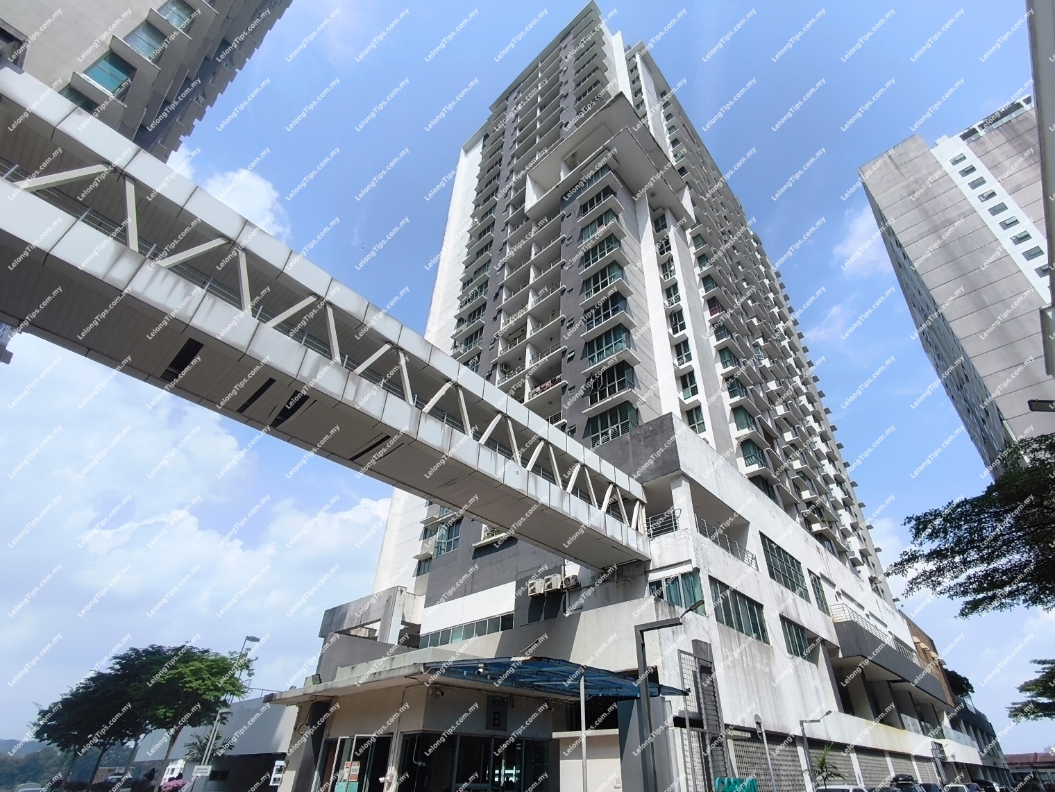 Service Apartment