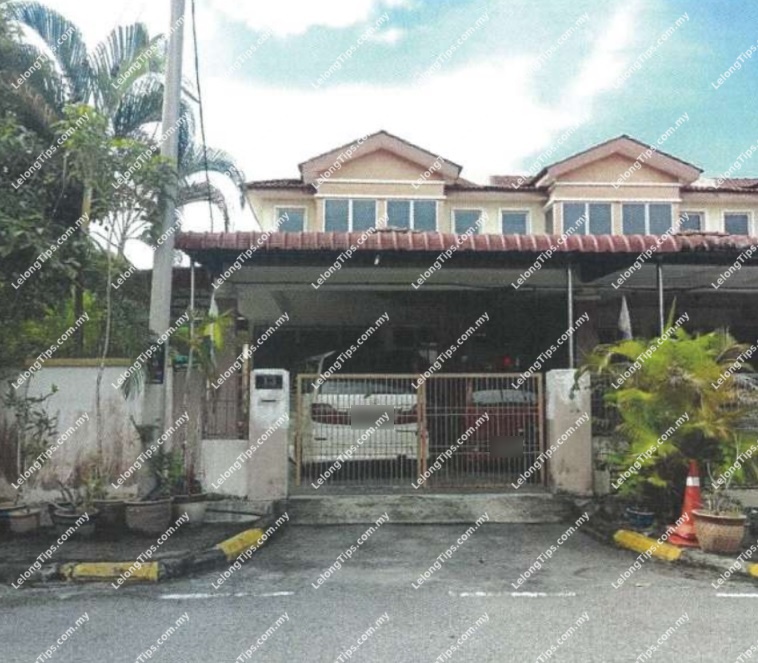 1.5 Storey Terrace House