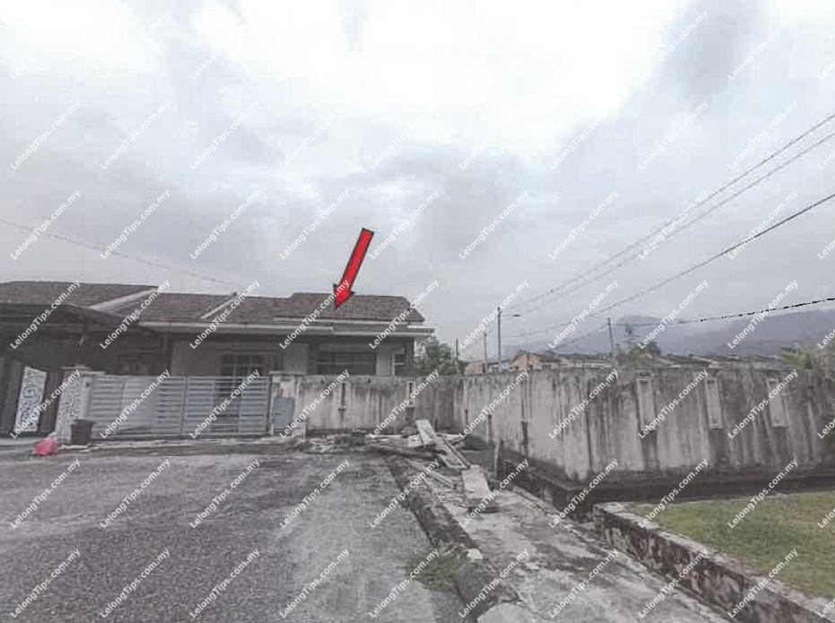 1 Storey Semi Detached House