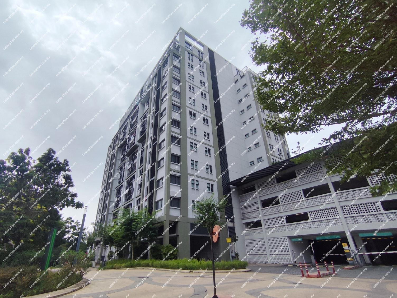 Service Apartment