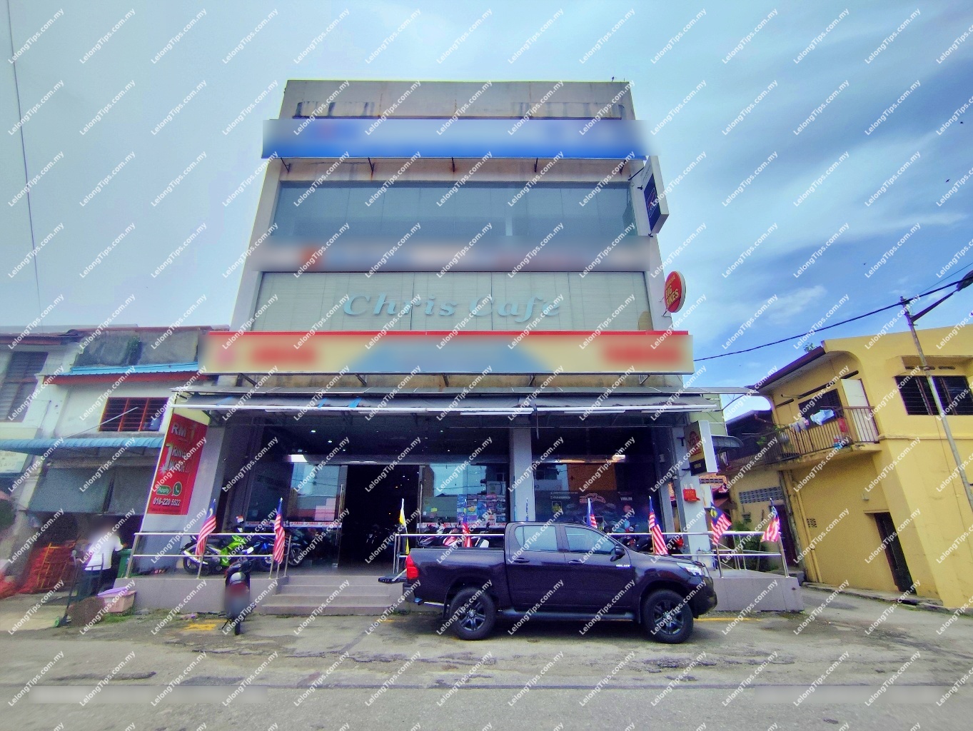 3 Adjoining Units of 4 Storey Terraced Shop Office