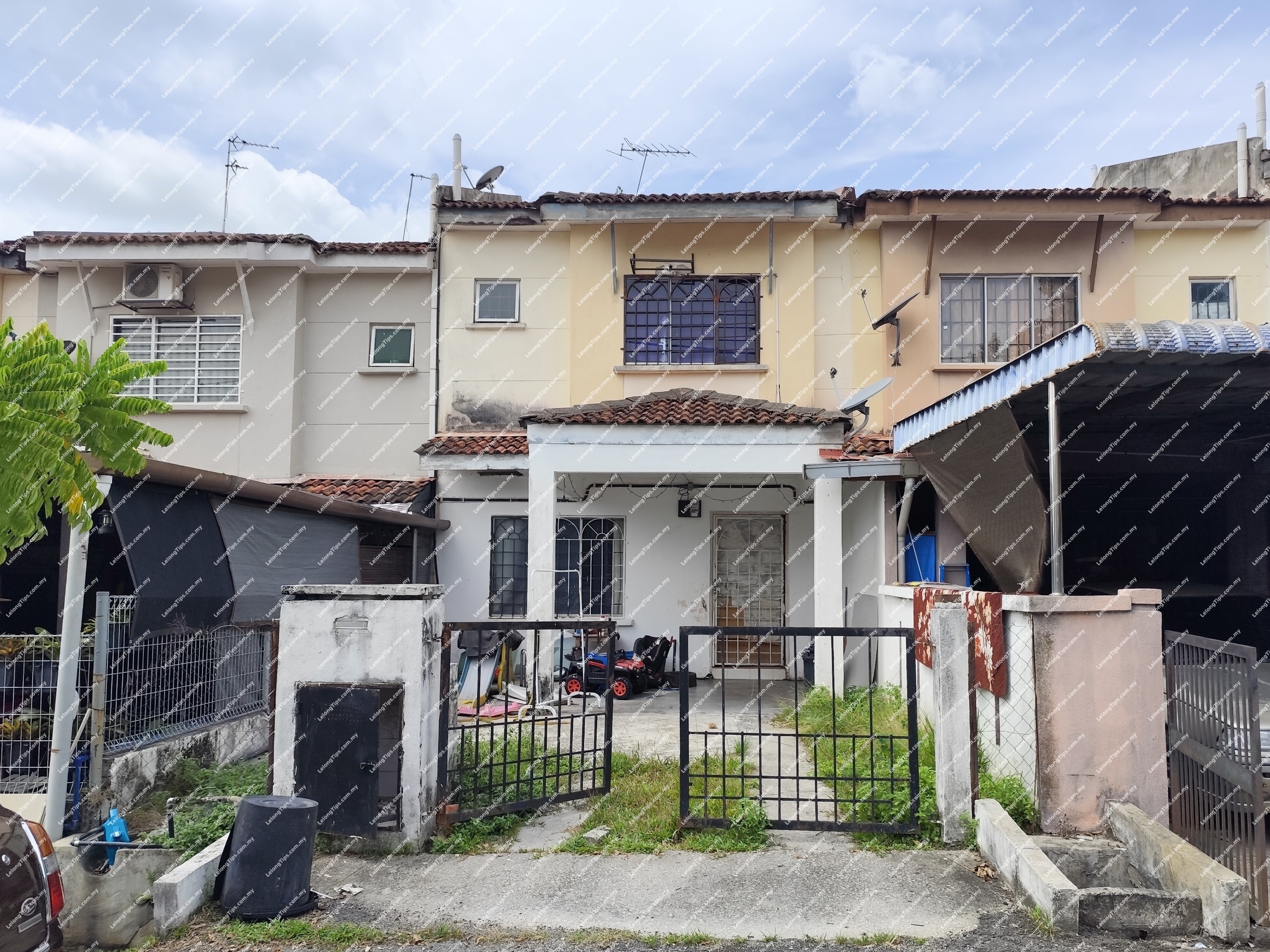 2 Storey Terrace House