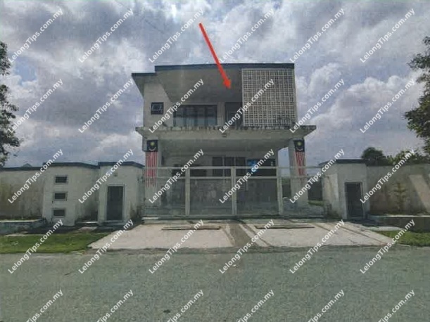 2 Storey Bungalow