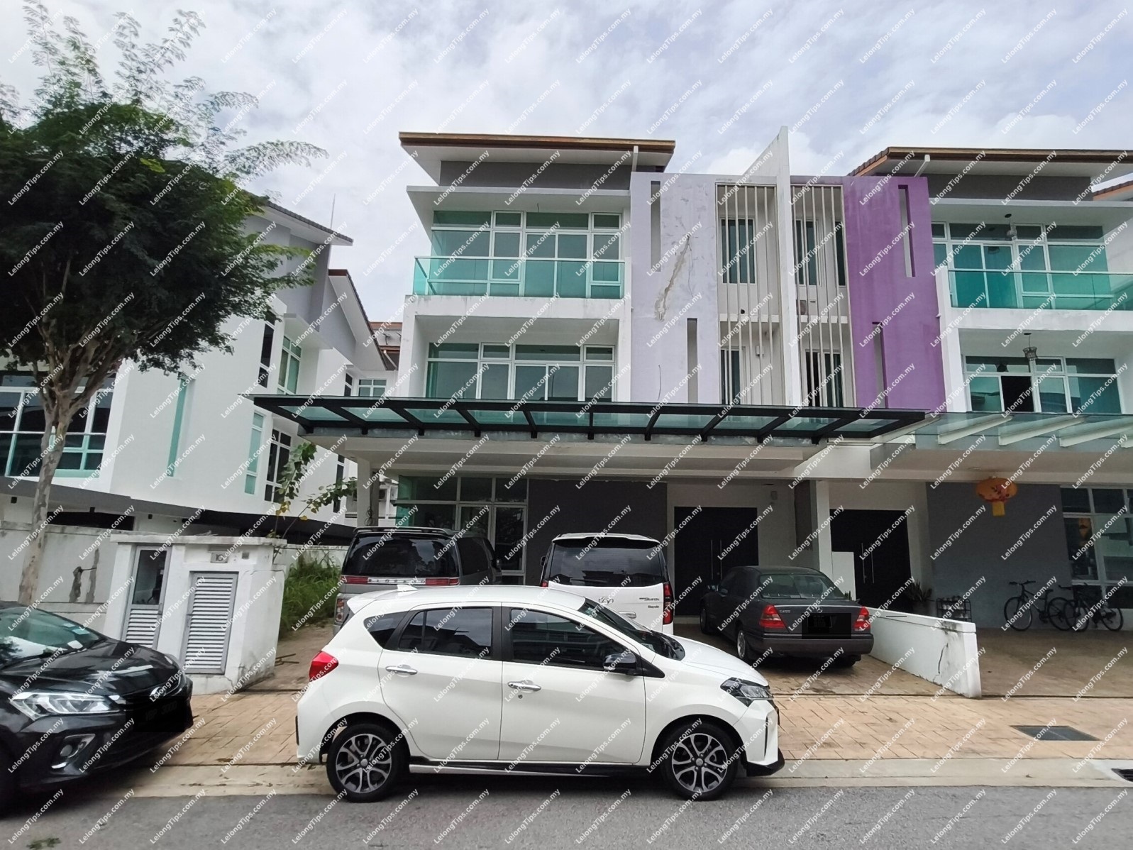 3 Storey Semi Detached House