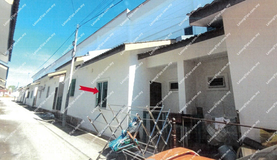1.5 Storey Terrace House