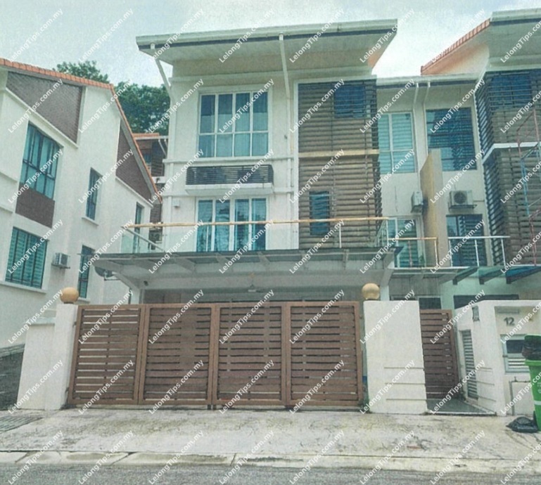 3 Storey Terrace House