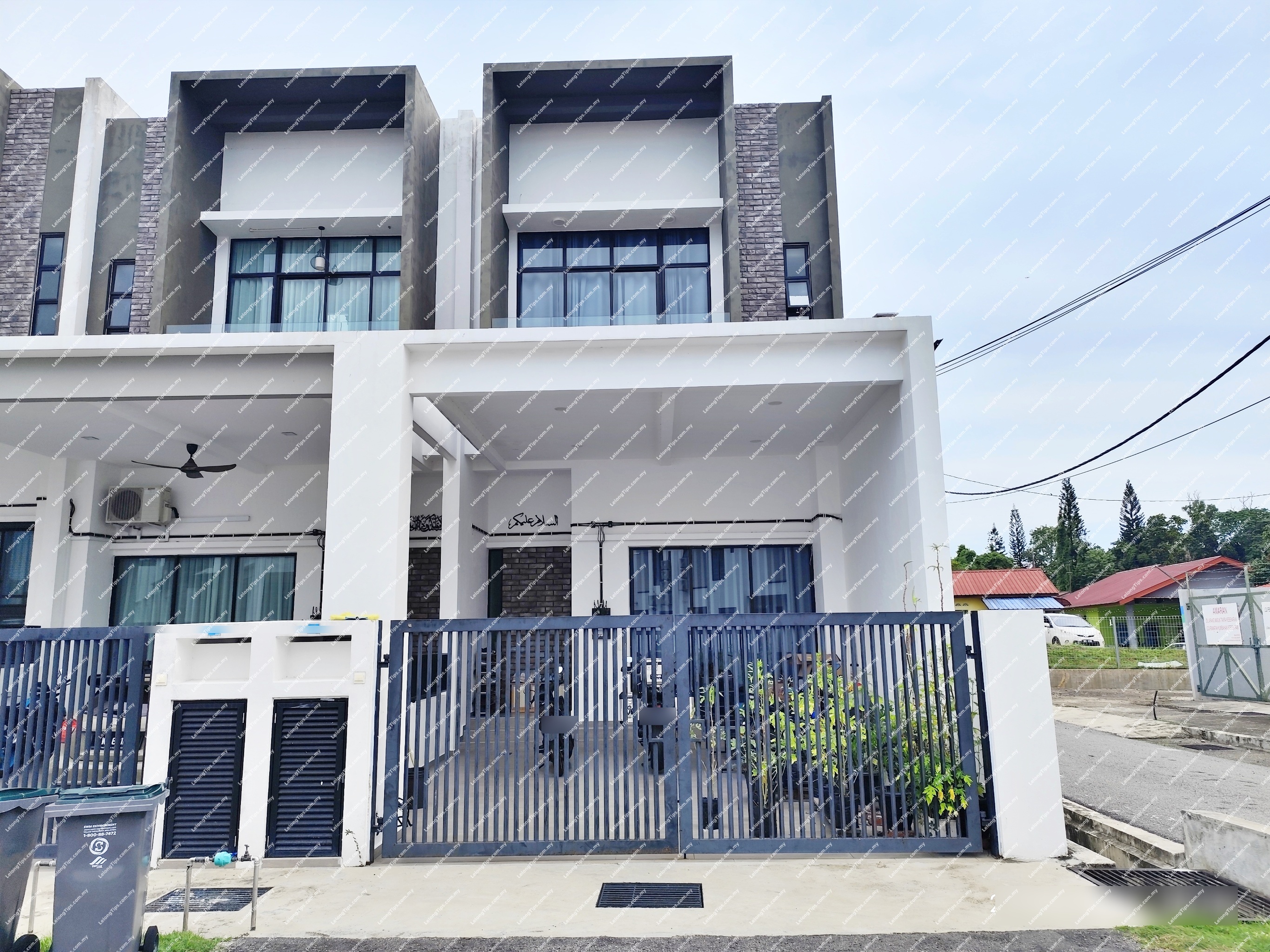 2 Storey Terrace House