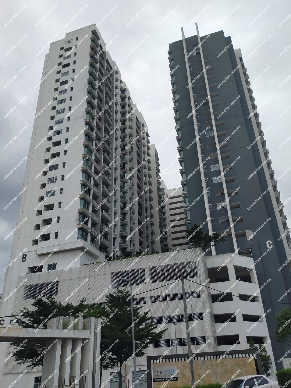 Service Apartment