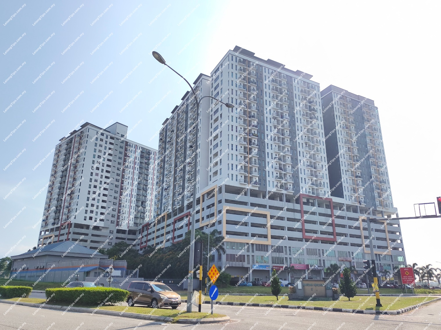 Service Apartment