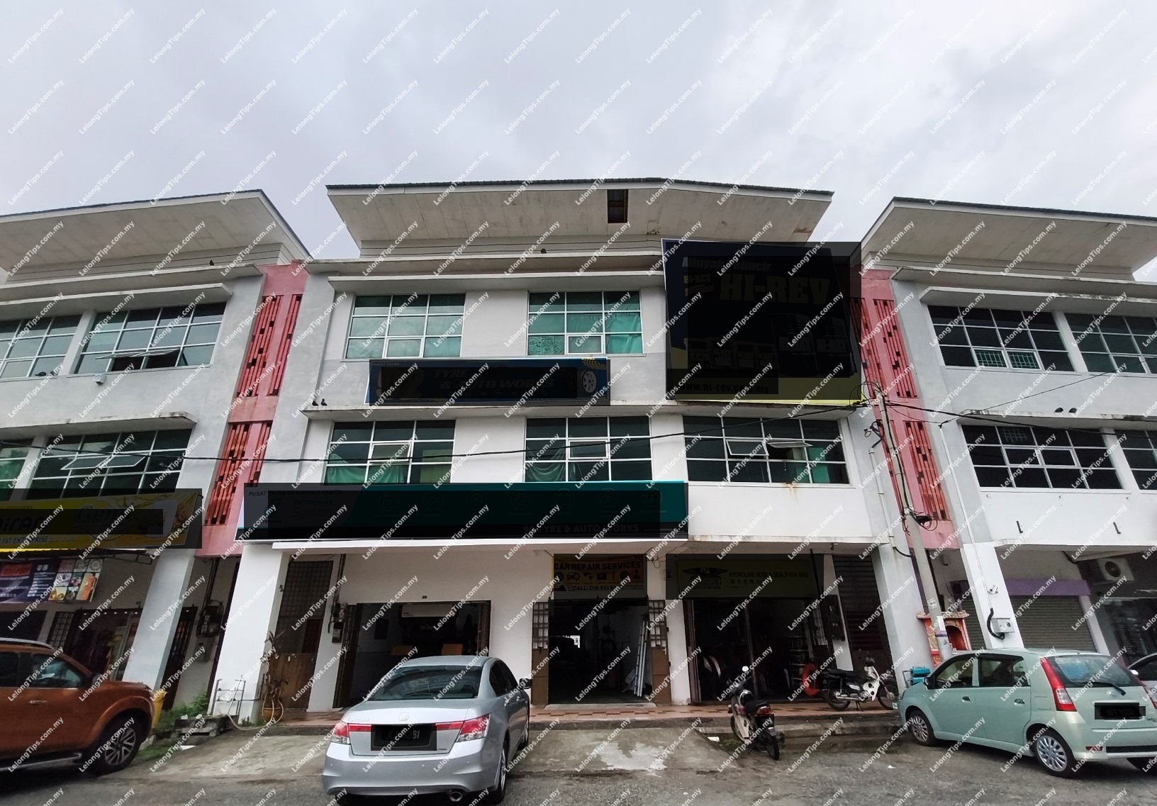 3 Storey Shop Office