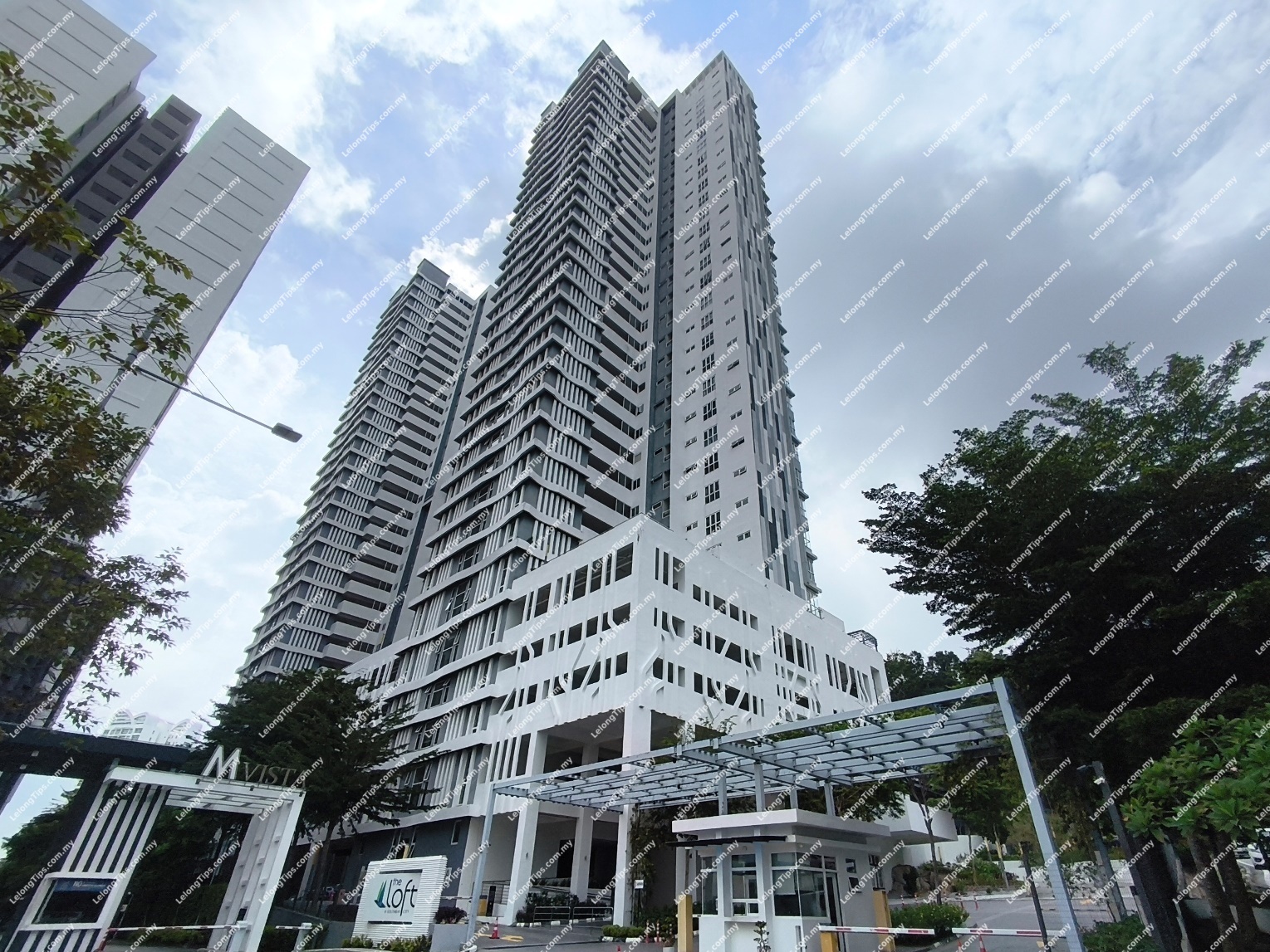Service Apartment