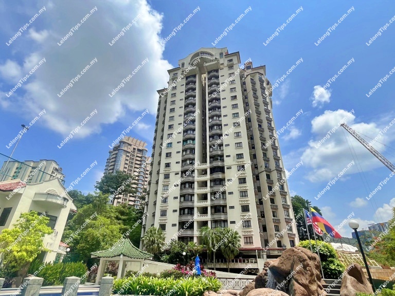 Condominium 