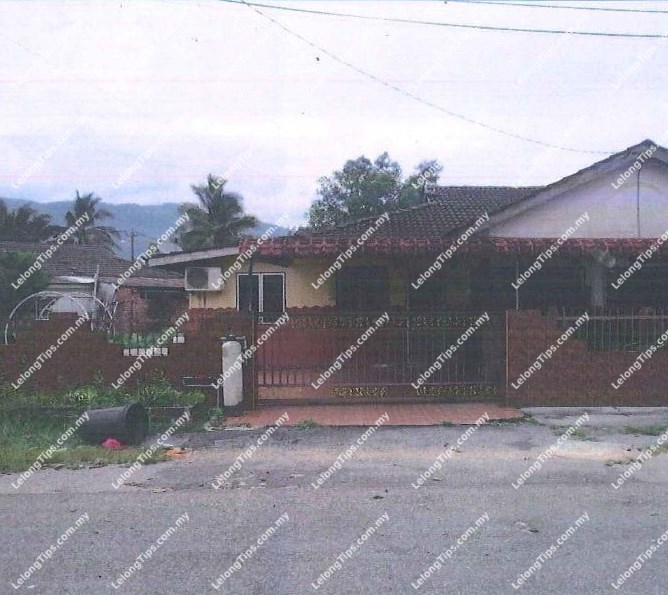 1 Storey Semi Detached House