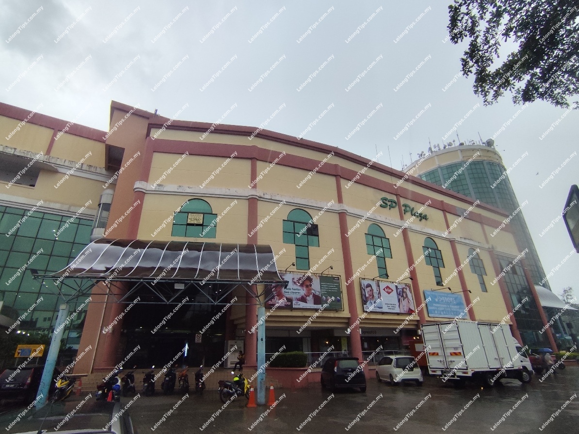Retail Lot