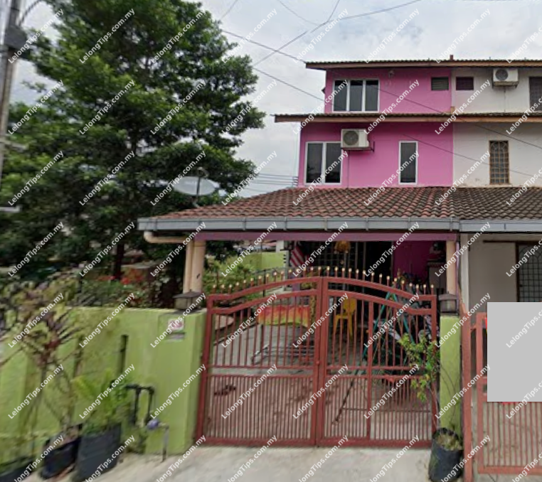 2.5 Storey Terrace House