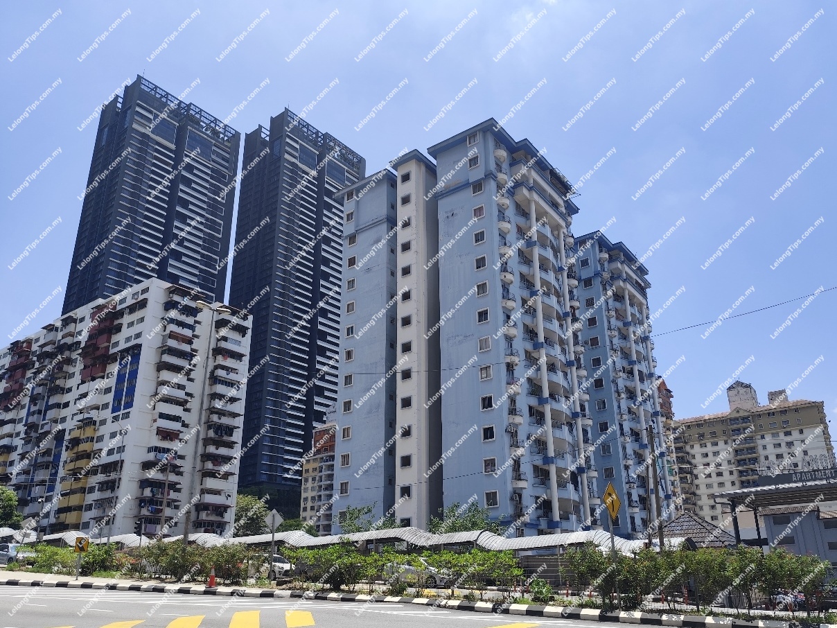 Apartment [Strategically location in Bangsar South; 5 min walk to Universiti LRT Station; 6 min walk to KL Gateway Mall; 7 min to Mid Valley Megamall]