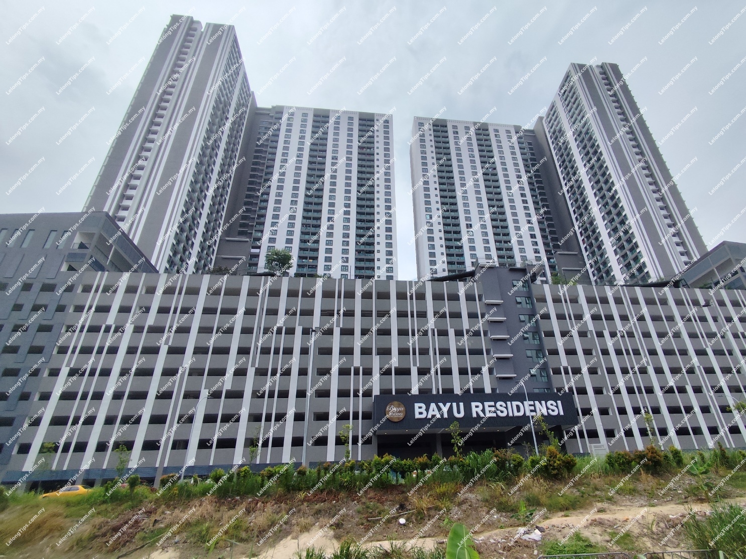Service Apartment