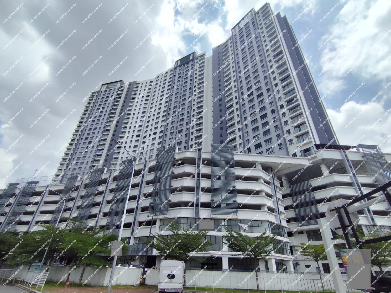 Service Apartment