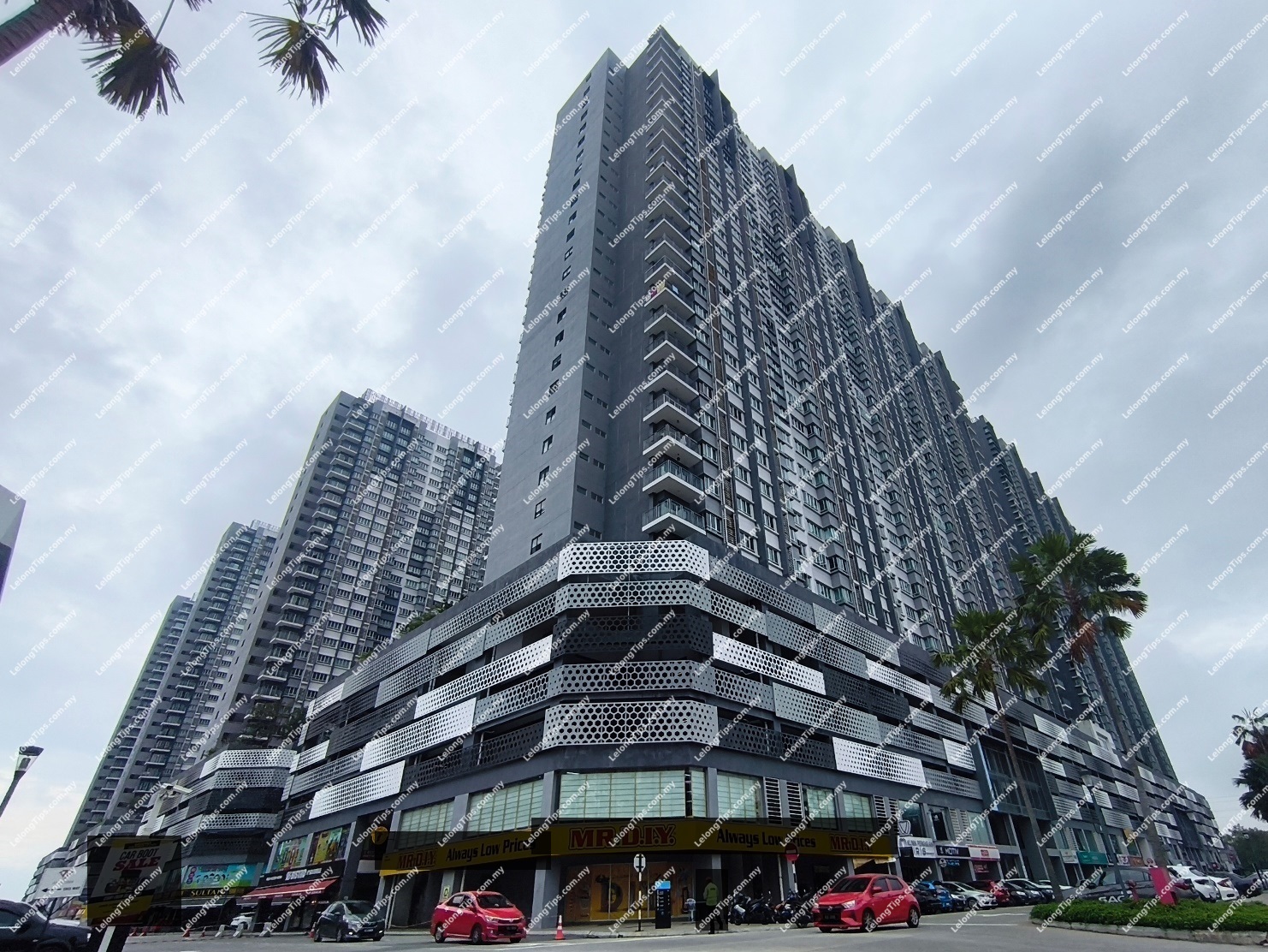 Service Apartment