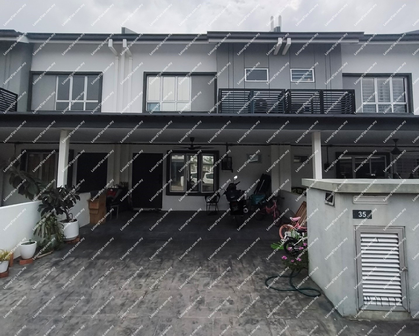 2 Storey Terrace House