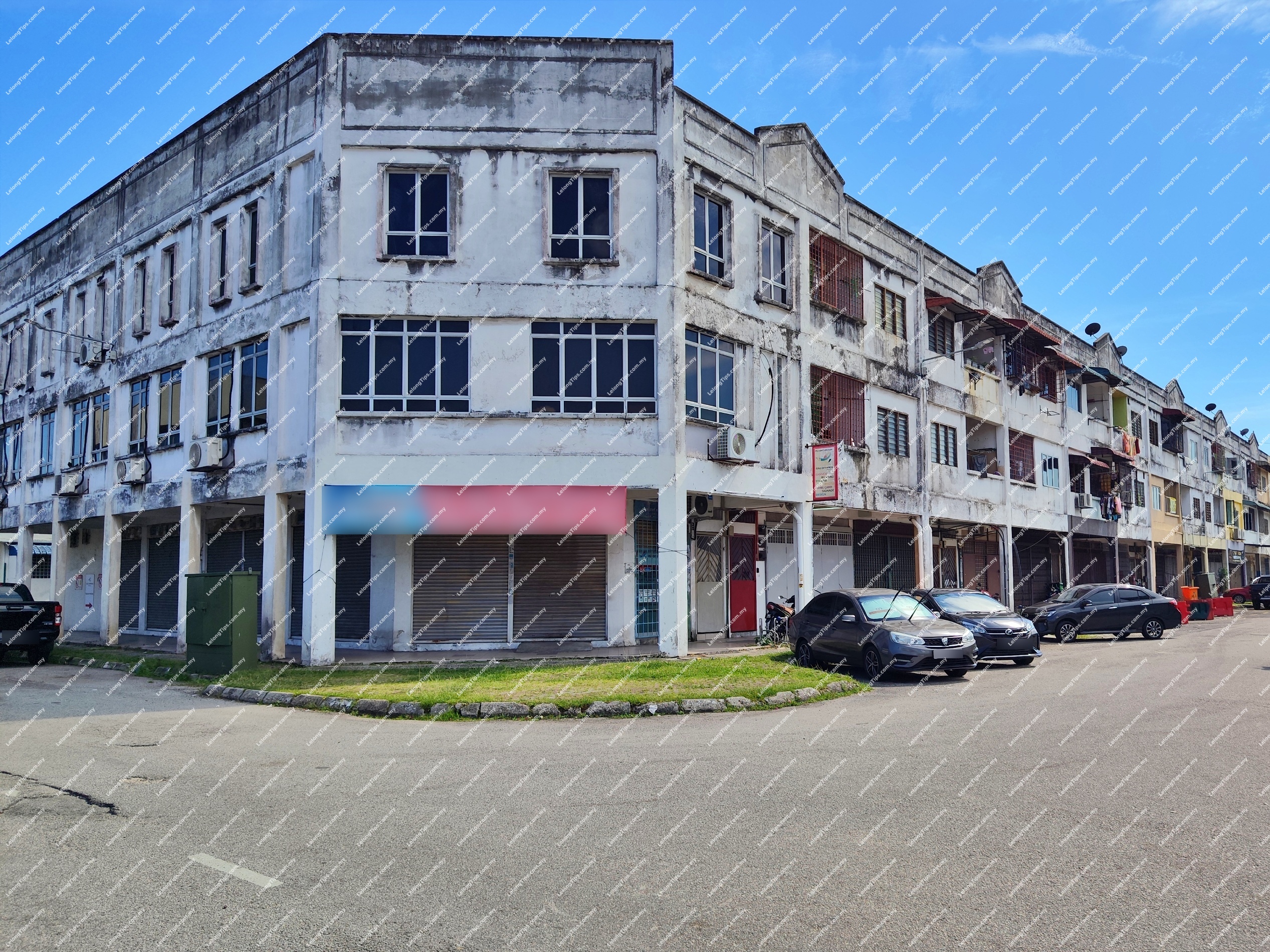 Office Lot