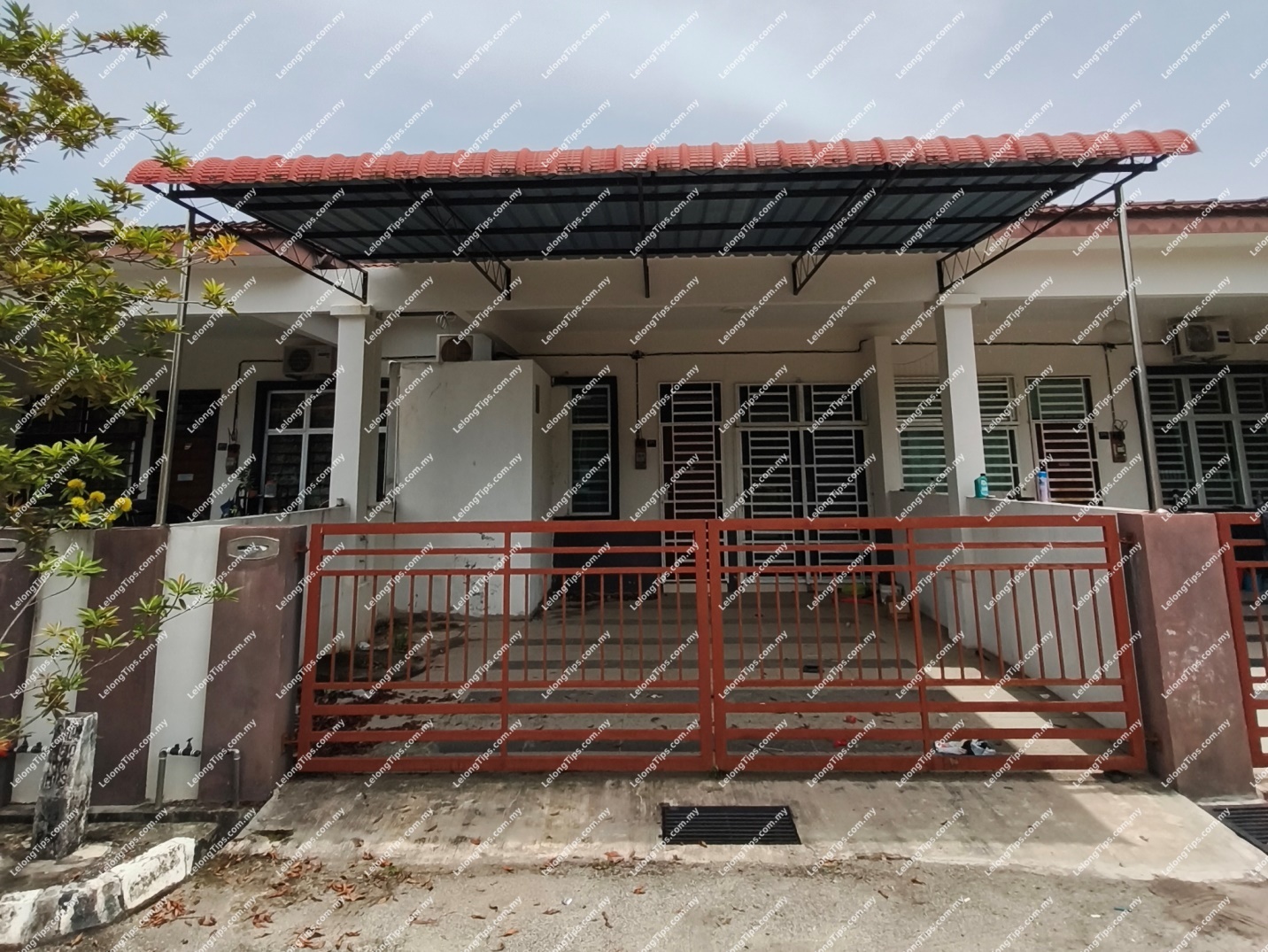 1 Storey Terrace House