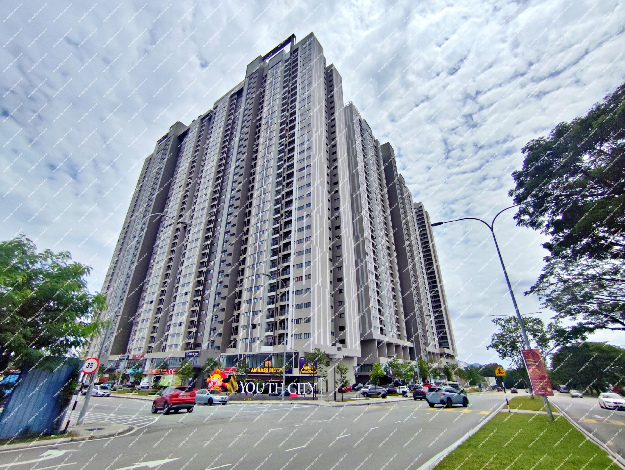Service Apartment