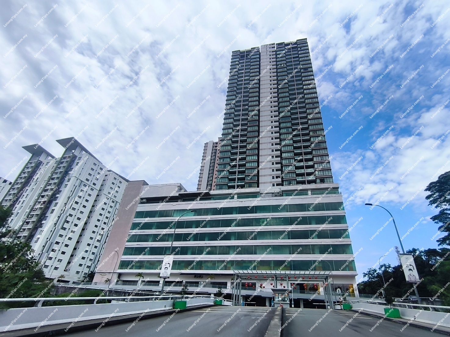 Service Apartment