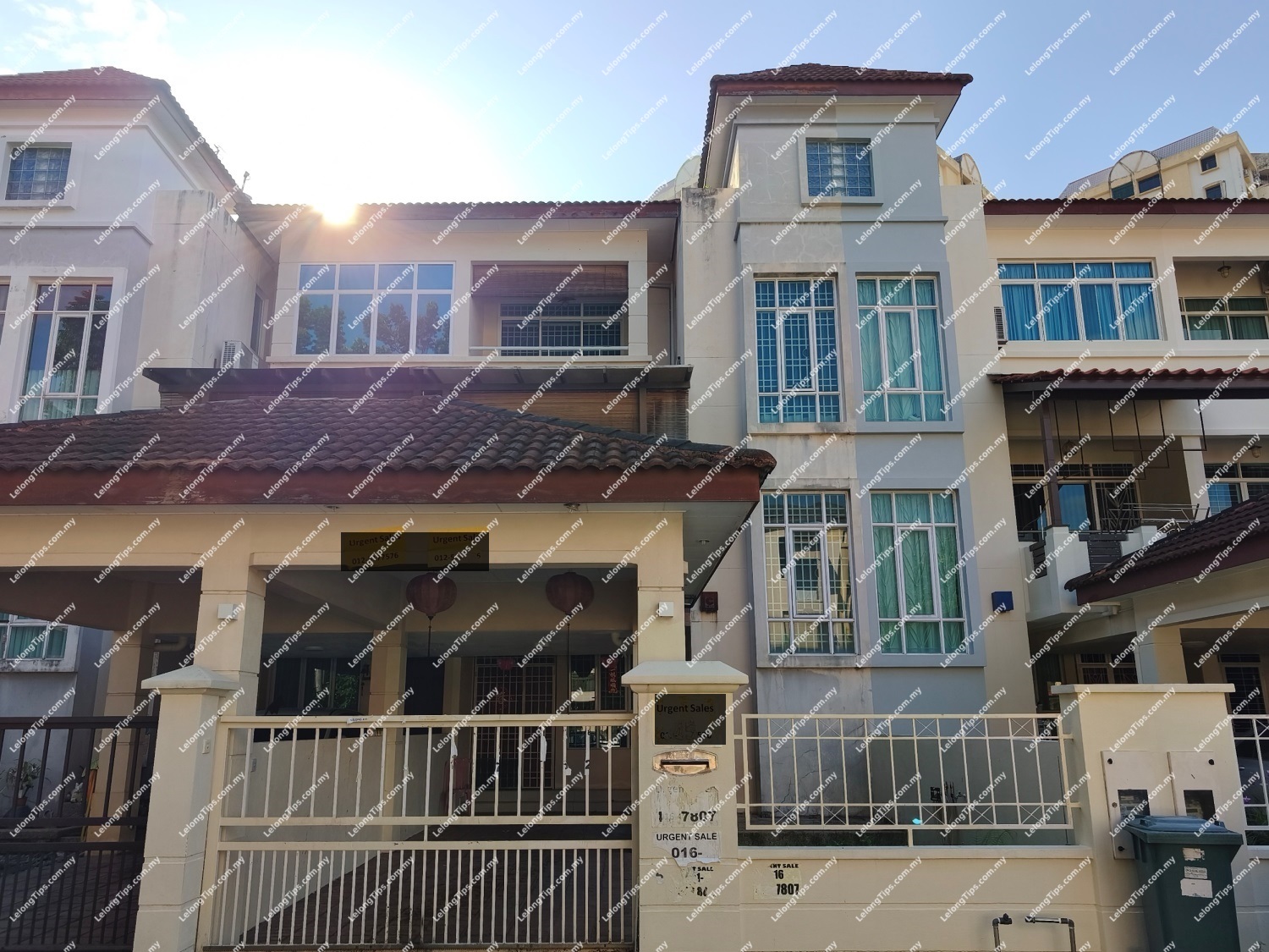 3 Storey Terrace House