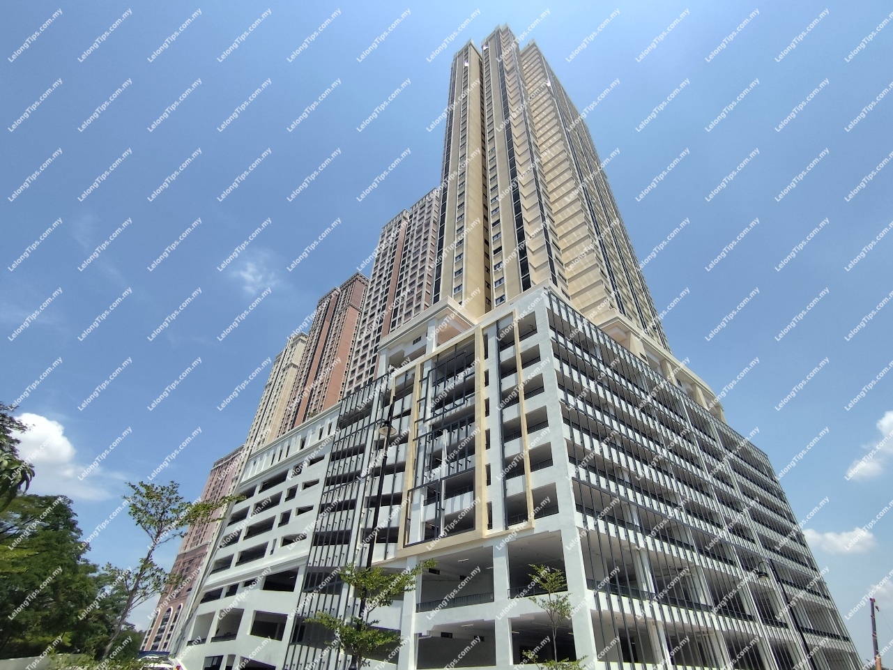 Service Apartment
