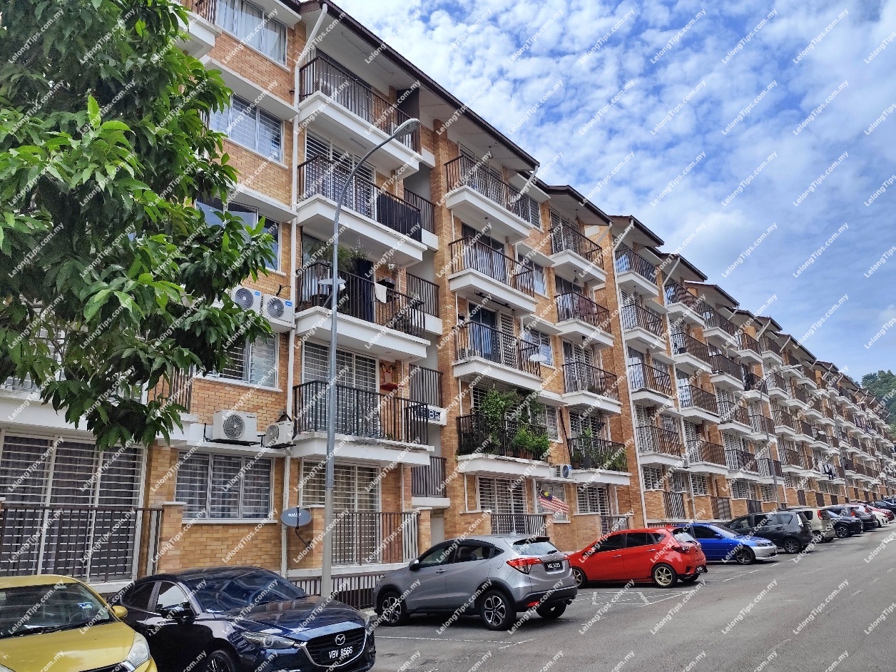 [Next to Kajang Dispersal Link Expressway ] Apartment [Near by Lotus's Kajang]
