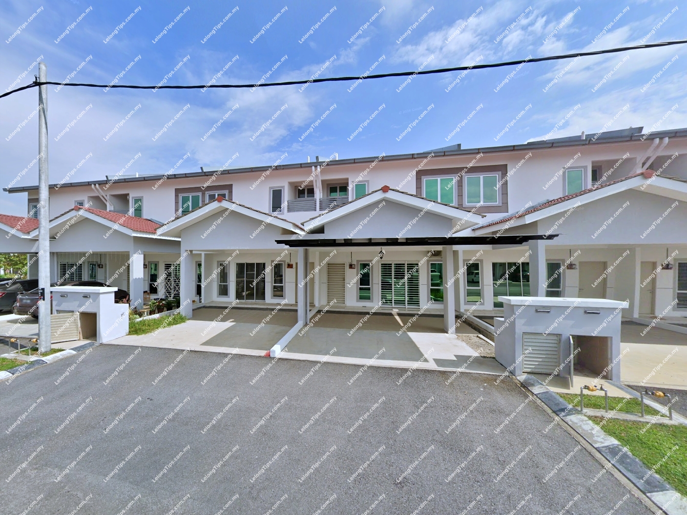 [Ample space parking; Gated guarded area] 2 Storey Terrace House [8 min to commercial area (MR.DIY Express & 7-Eleven)]