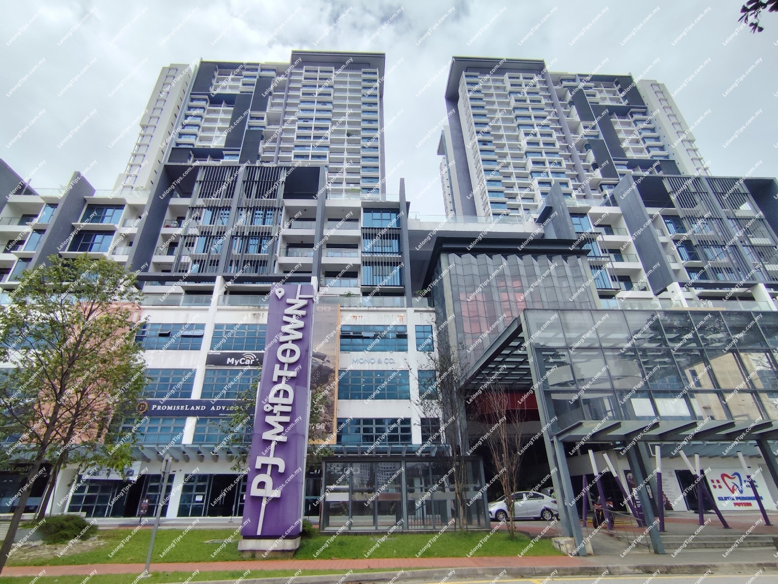 Service Apartment