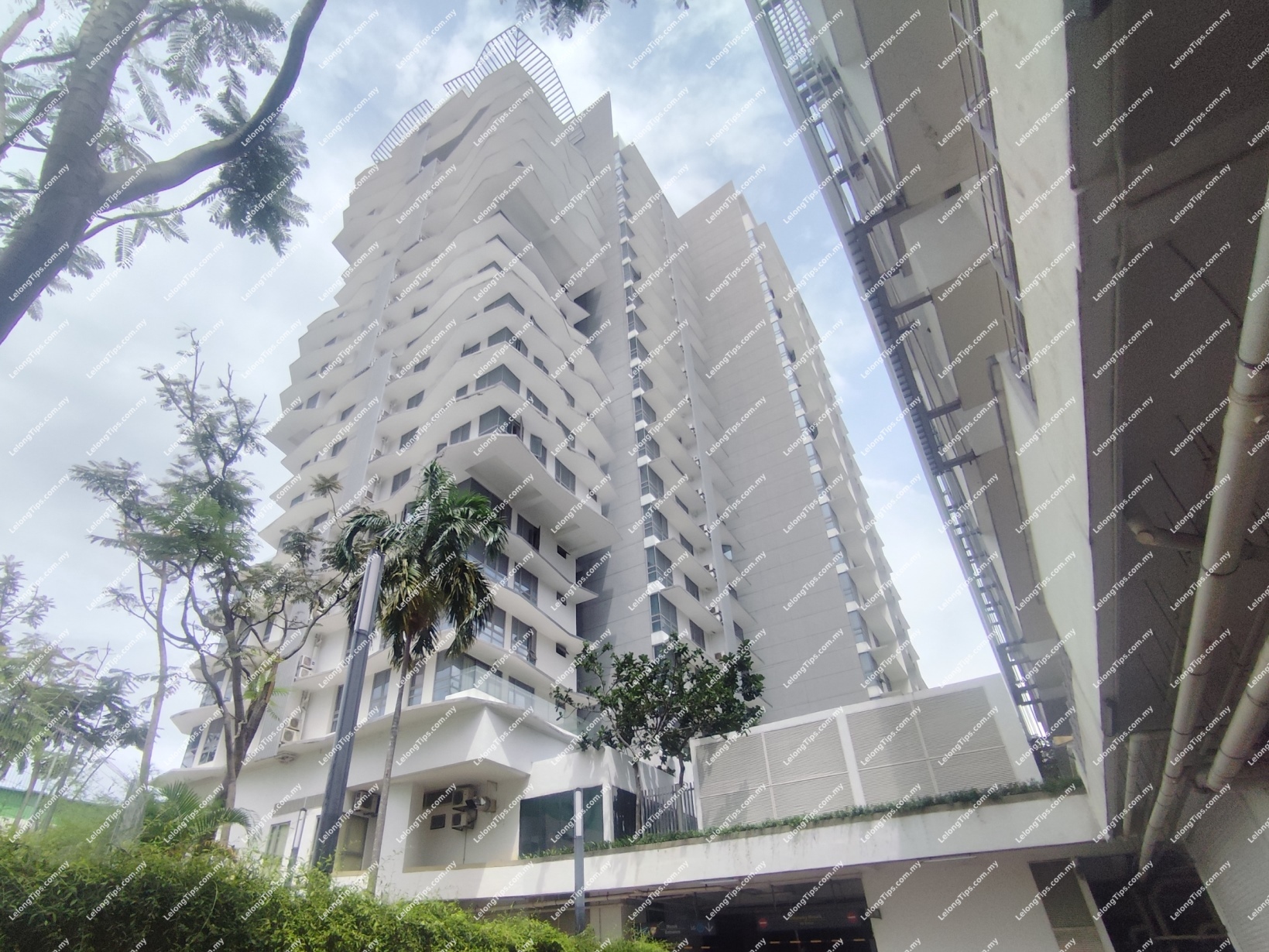 Service Apartment