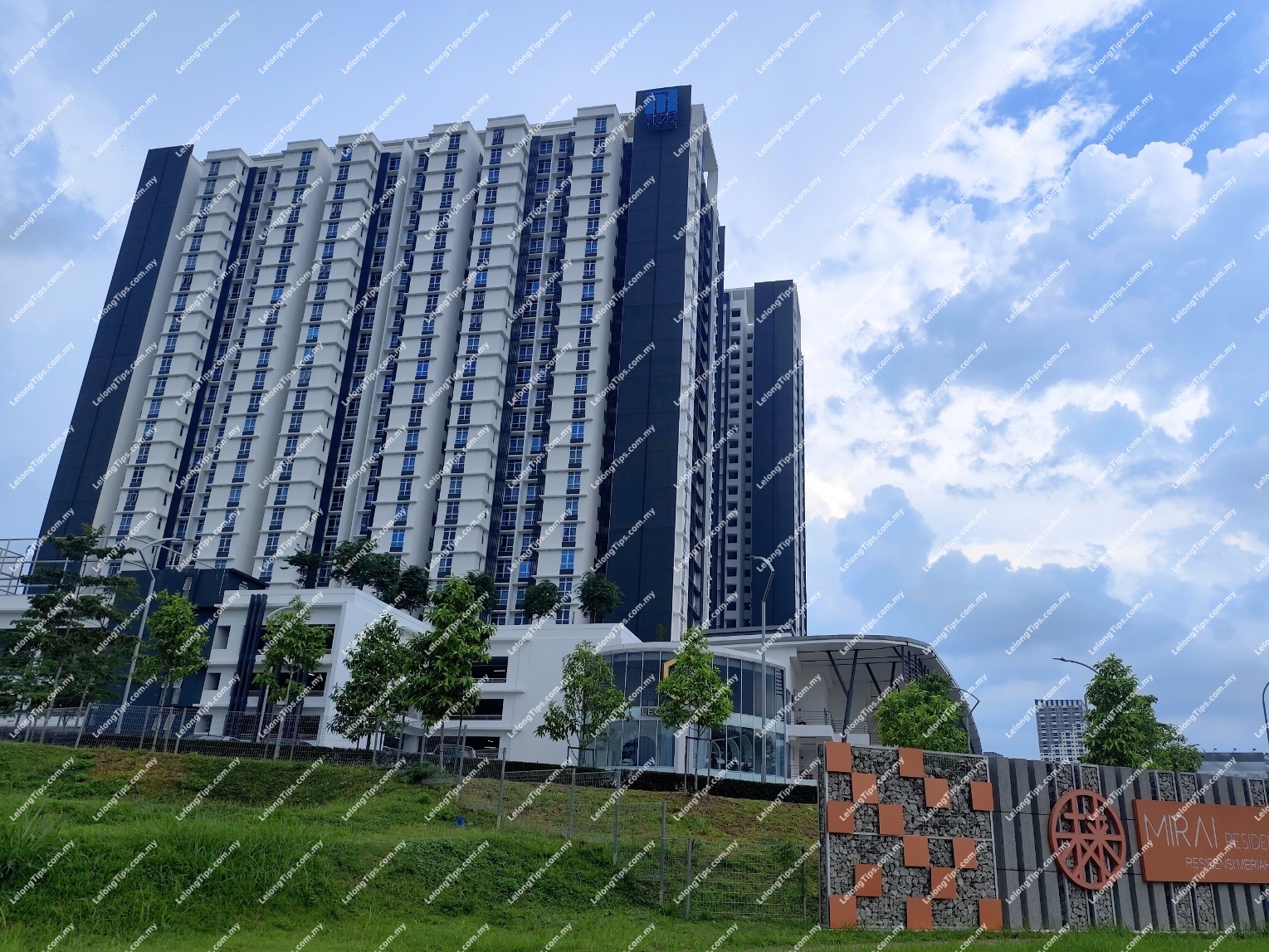 Service Apartment