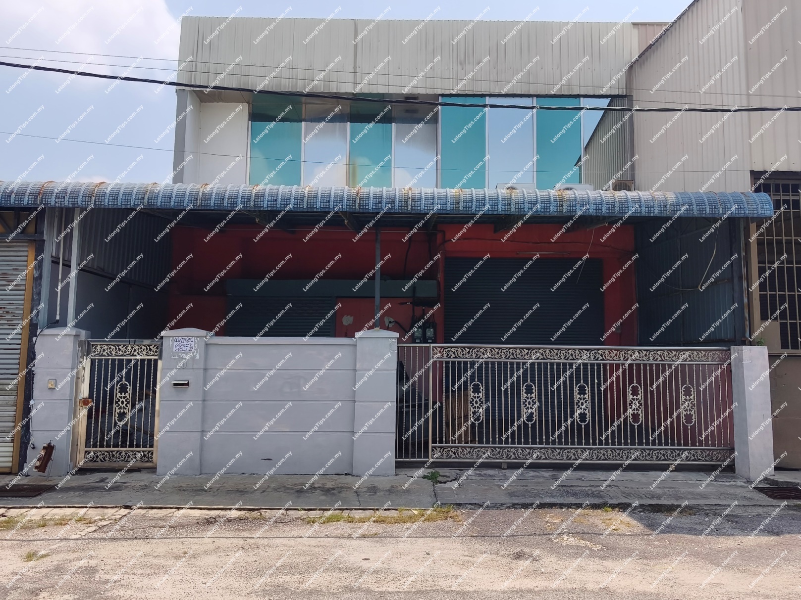 1.5 Storey Semi Detached Factory