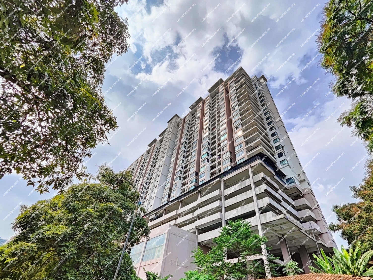 Service Apartment