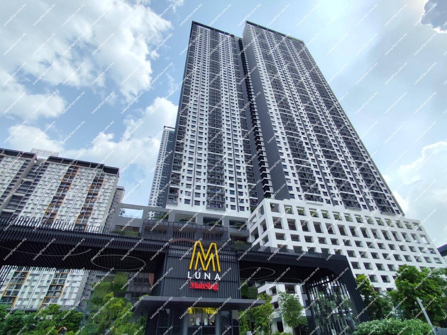 Service Apartment